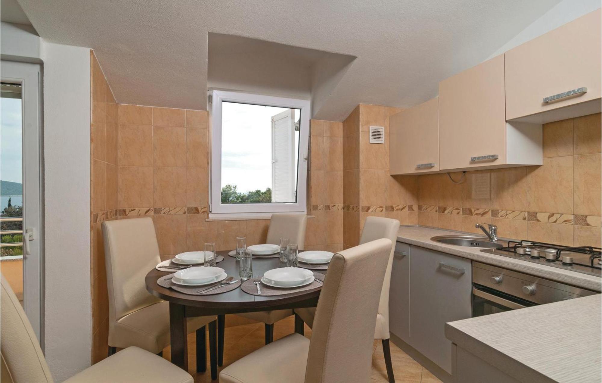 Stunning Apartment In Sevid With Kitchen Luaran gambar