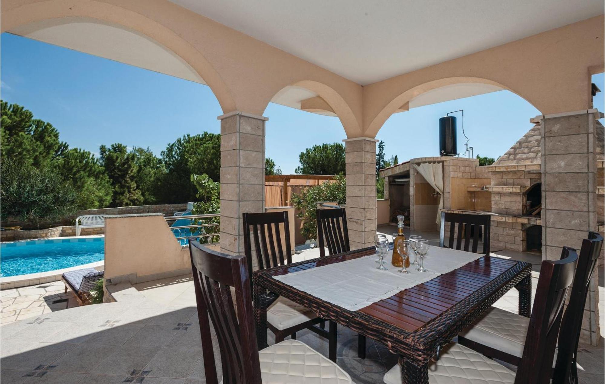 Stunning Apartment In Sevid With Kitchen Luaran gambar